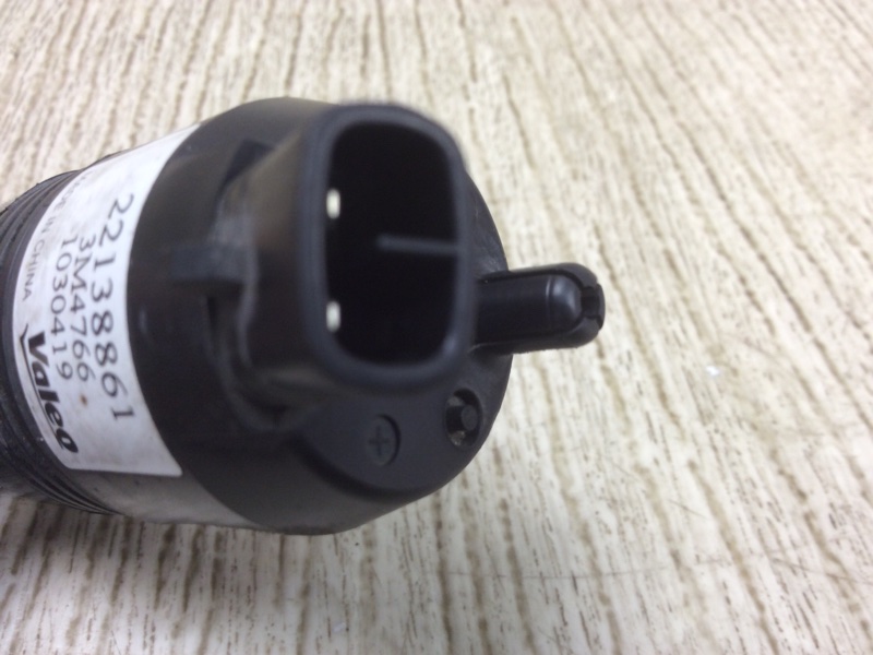 Насос омывателя стекла NISSAN SENTRA (B16) 06–12 2.0 MR20DE