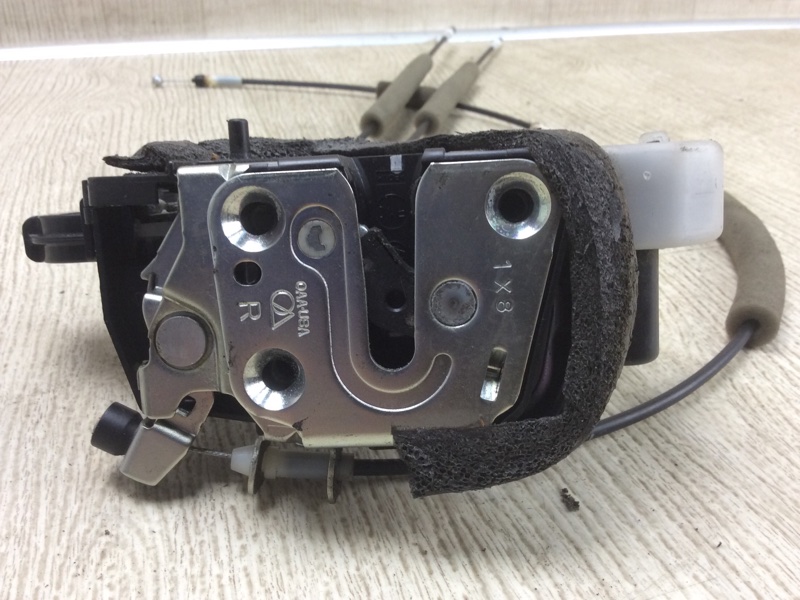 Замок двери задний правый NISSAN SENTRA (B16) 06–12 2.0 MR20DE Замок двери задний правый NISSAN SENTRA (B16) 06–12 2.0 MR20DE