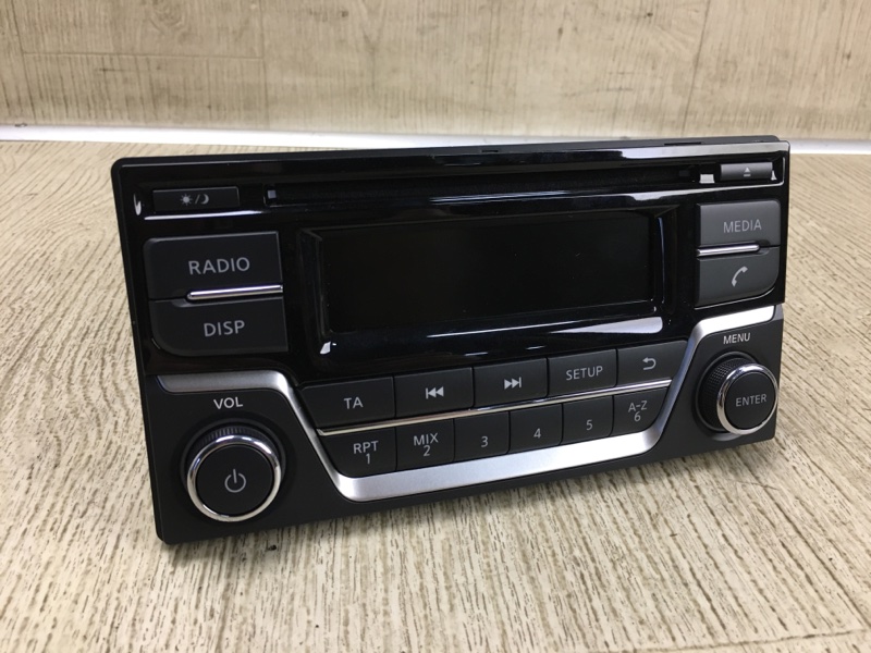 Магнитола JUKE 10-19