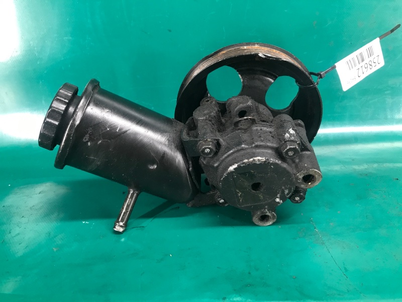 Насос ГУР LEXUS IS300 99-05 Седан 3.0 2JZ-GE