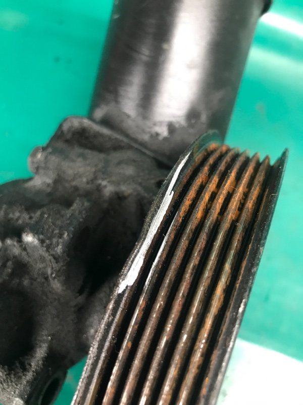 Насос ГУР IS300 99-05 2004 Седан 3.0 2JZ-GE