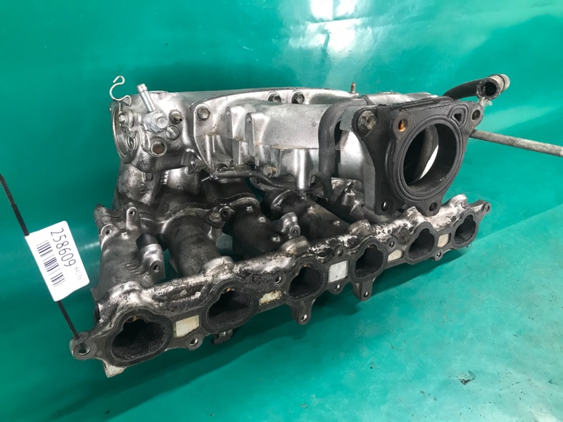 Коллектор впускной IS300 99-05 2004 Седан 3.0 2JZ-GE