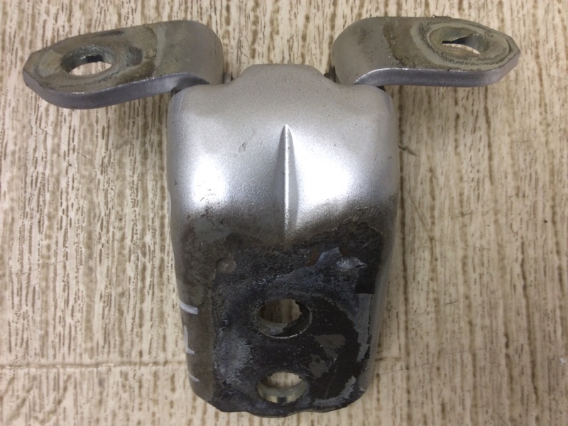 Петля двери верхняя передняя правая NISSAN SENTRA (B16) 06–12 2012 2.0 MR20DE 80400ZP80A Б/У