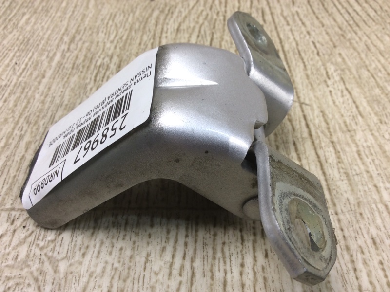 Петля двери верхняя передняя правая SENTRA (B16) 06–12 2012 2.0 MR20DE