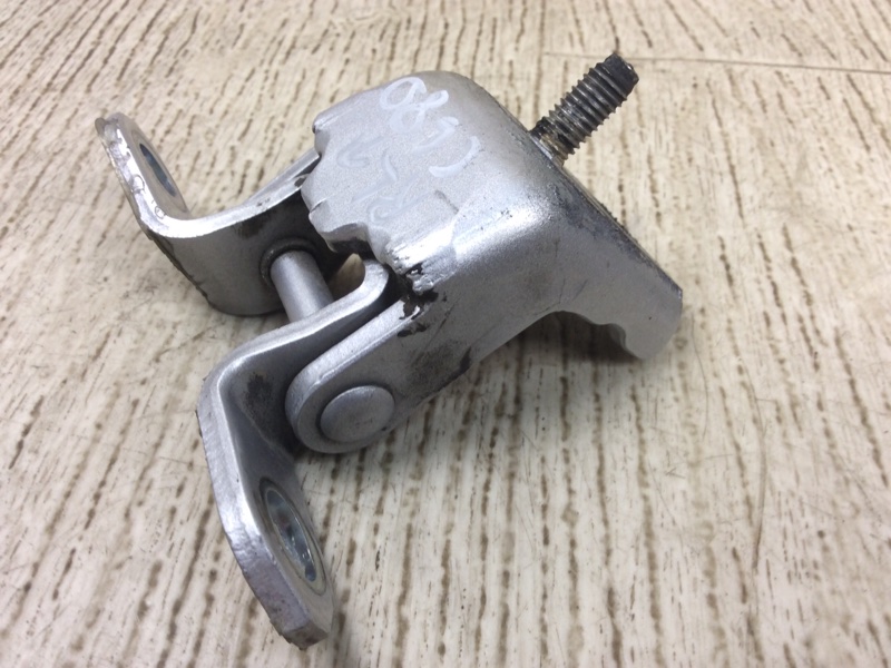 Петля двери верхняя задняя левая NISSAN SENTRA (B16) 06–12 2.0 MR20DE