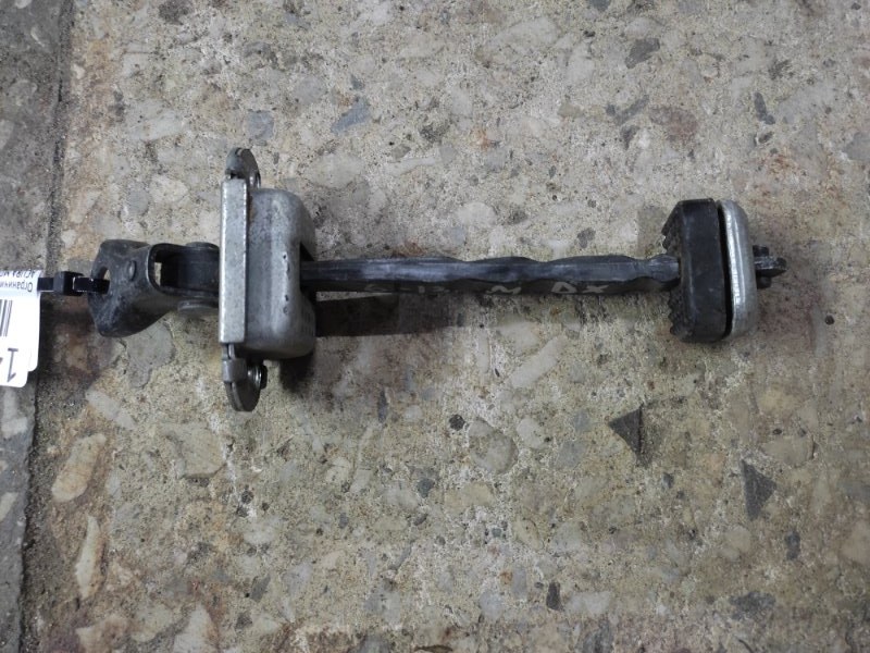 Ограничитель двери задний правый MDX (YD2) 06-13 YD2 Ограничитель двери задний правый MDX (YD2) 06-13 YD2