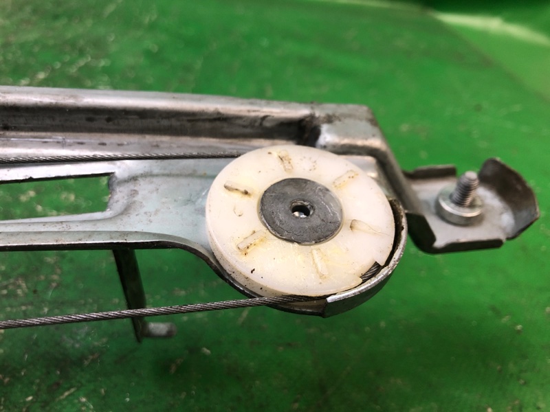 Стеклоподъемник задний левый COMPASS 06-16 2014 MK49 2.4 ED3 Стеклоподъемник задний левый COMPASS 06-16 2014 MK49 2.4 ED3