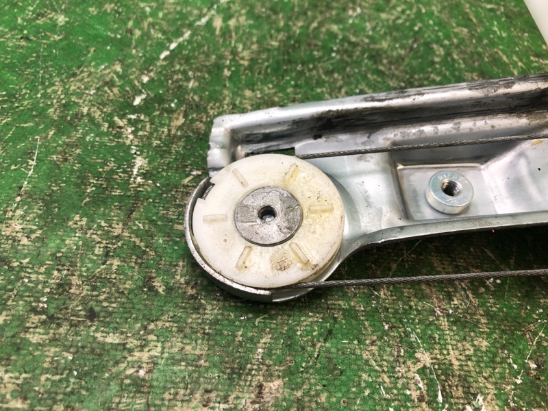 Стеклоподъемник задний левый COMPASS 06-16 2014 MK49 2.4 ED3 Стеклоподъемник задний левый COMPASS 06-16 2014 MK49 2.4 ED3