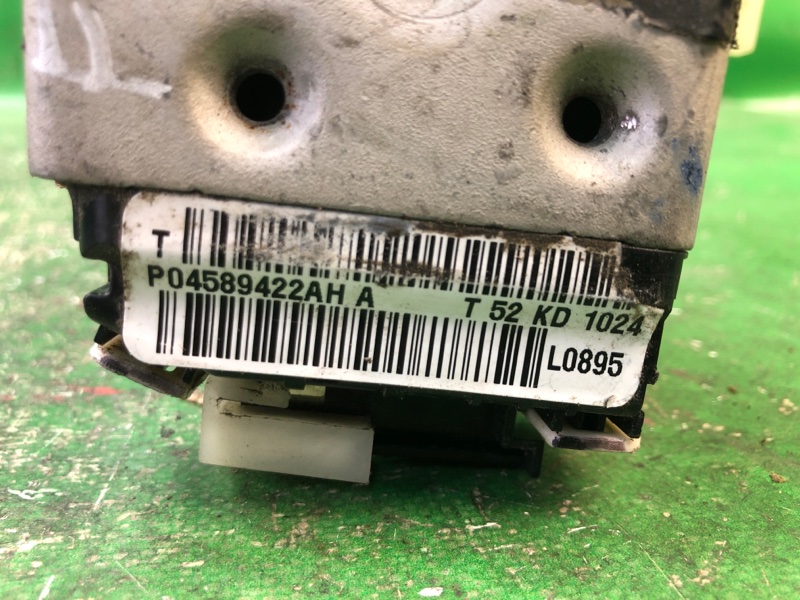 Замок двери передний правый COMPASS 06-16 2014 MK49 2.4 ED3 Замок двери передний правый COMPASS 06-16 2014 MK49 2.4 ED3