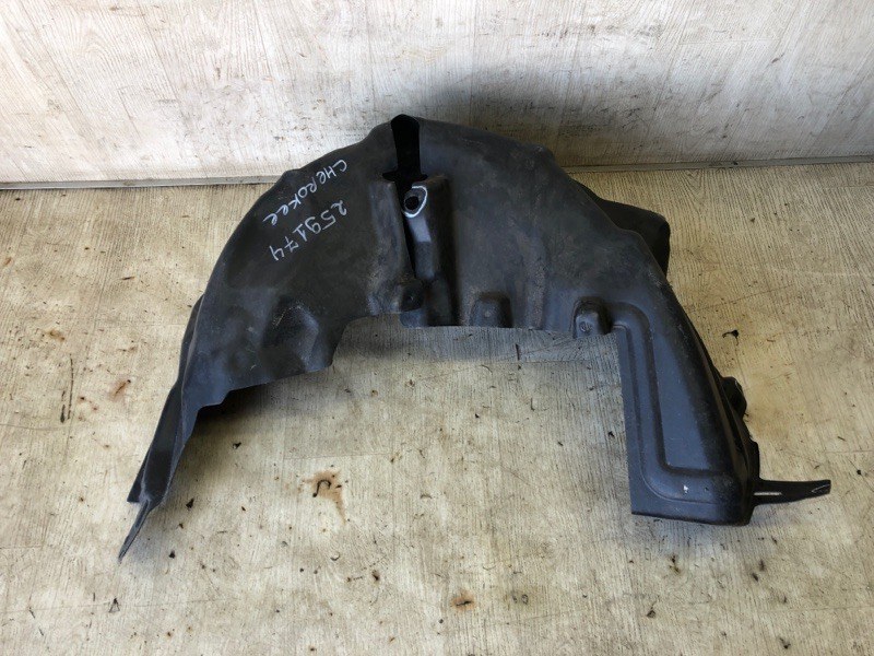 Подкрылок задний правый CHEROKEE 14- 2017 Внедорожник 2.4 Подкрылок задний правый CHEROKEE 14- 2017 Внедорожник 2.4