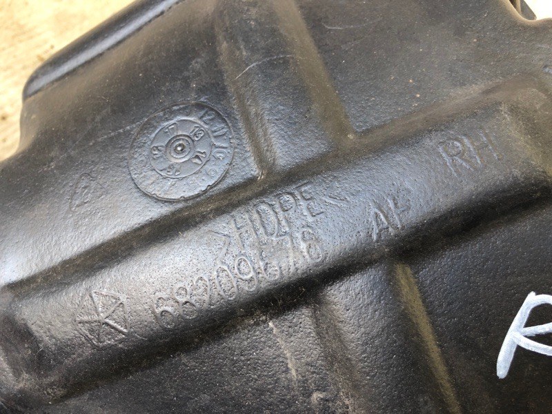 Подкрылок задний правый CHEROKEE 14- 2017 Внедорожник 2.4 Подкрылок задний правый CHEROKEE 14- 2017 Внедорожник 2.4