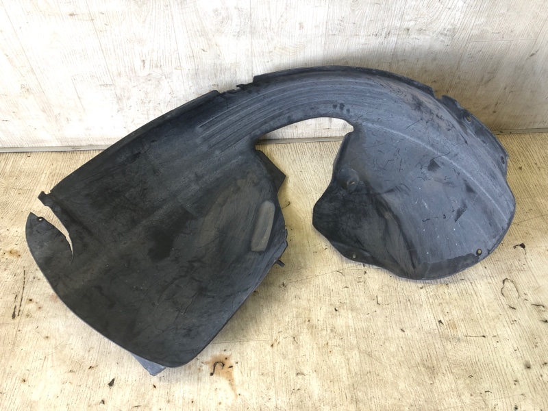 Подкрылок передний правый VOLKSWAGEN PASSAT CC 12-18 3C8805978D Б/У