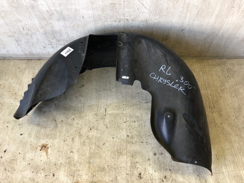 Подкрылок задний левый 300 04-10 2008 Седан 3.5 EGG