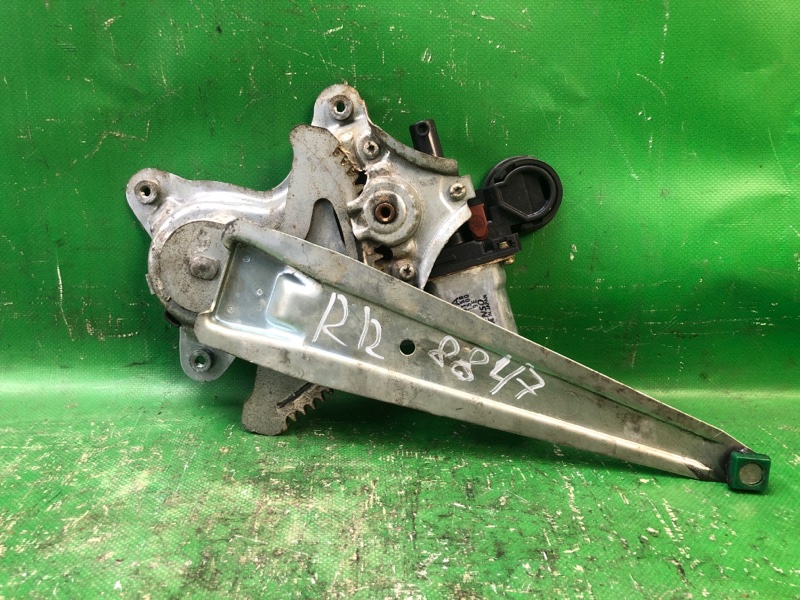 Стеклоподъемник задний правый LEXUS ES300 ES330 01-06 MCV30 3.0 1MZFE