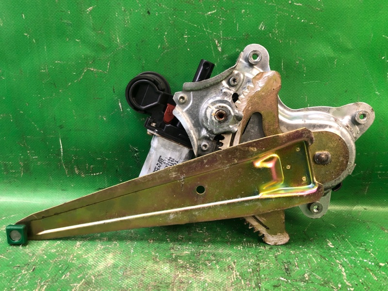 Стеклоподъемник задний левый LEXUS ES300 ES330 01-06 MCV30 3.0 1MZFE Стеклоподъемник задний левый LEXUS ES300 ES330 01-06 MCV30 3.0 1MZFE