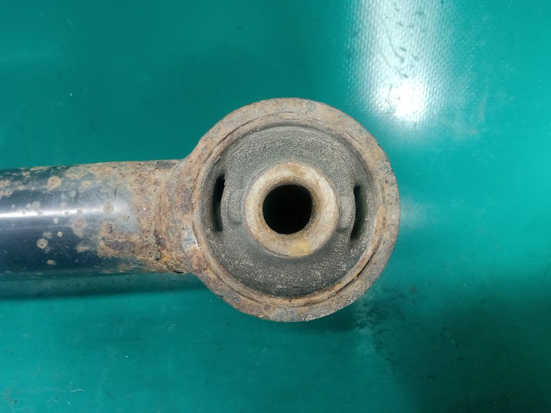 Рычаг задней подвески продольный левый LAND CRUISER PRADO 150 09-17 2010 Внедорожник 3.0 1KDFTV