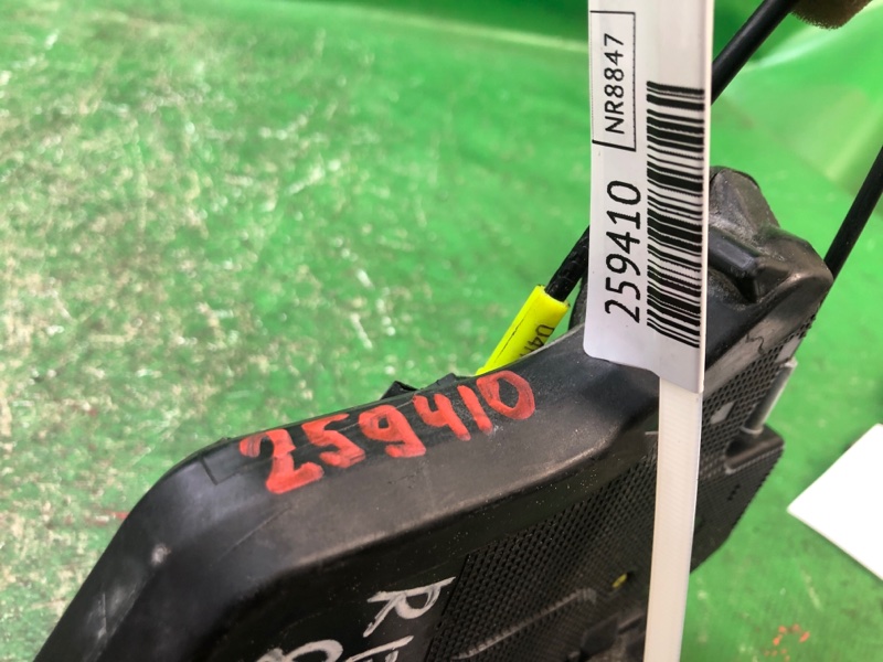 Замок двери задний правый ES300 ES330 01-06 2002 MCV30 3.0 1MZFE