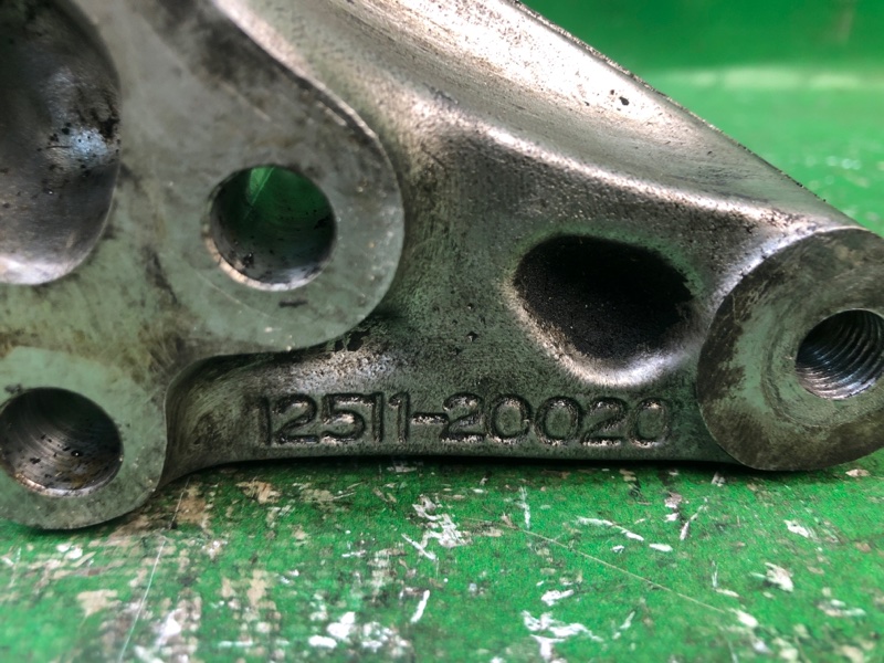 Кронштейн генератора ES300 ES330 01-06 2002 MCV30 3.0 1MZFE