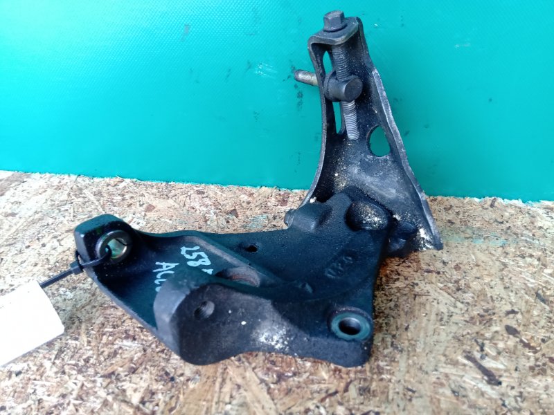 Кронштейн генератора ACCORD CG 97-02 2002 Седан 2.3 F23A5 Кронштейн генератора ACCORD CG 97-02 2002 Седан 2.3 F23A5