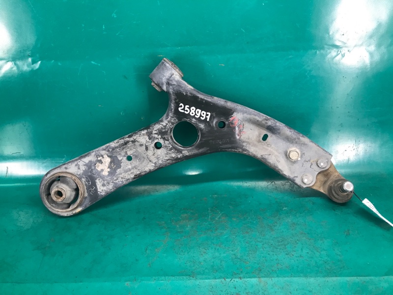 Рычаг передней подвески нижний правый KIA SOUL PS 13-19 2016 PS 2.0 G4NC 54501-B2000 Б/У