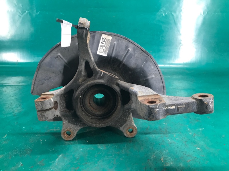 Запчасть кулак поворотный левый KIA SOUL PS 13-19 2016 PS 2.0 G4NC 51715-B2050 Б/У Кулак поворотный левый KIA SOUL PS 13-19 2016 PS 2.0 G4NC 51715-B2050 Б/У