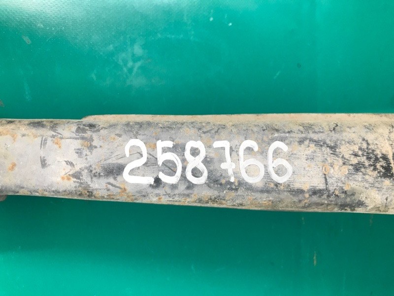 Рычаг задней подвески поперечный нижний правый COMPASS 06-16 2012 Внедорожник 2.0 Рычаг задней подвески поперечный нижний правый COMPASS 06-16 2012 Внедорожник 2.0