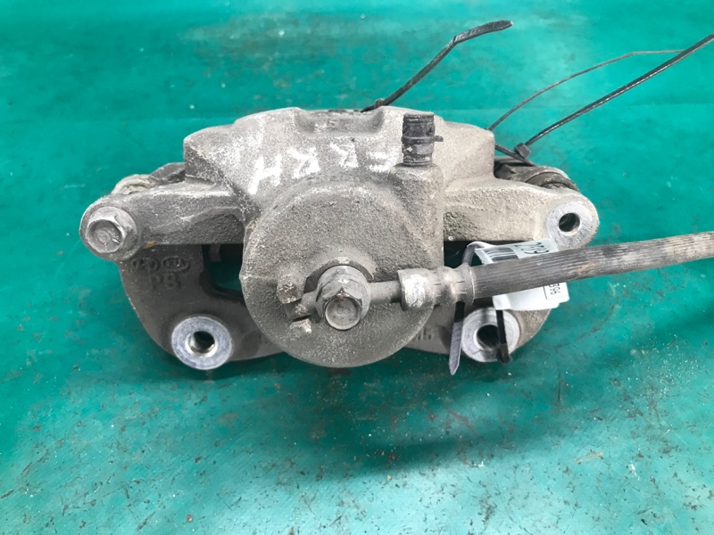 Суппорт тормозной передний правый KIA SOUL PS 13-19 PS 2.0 G4NC