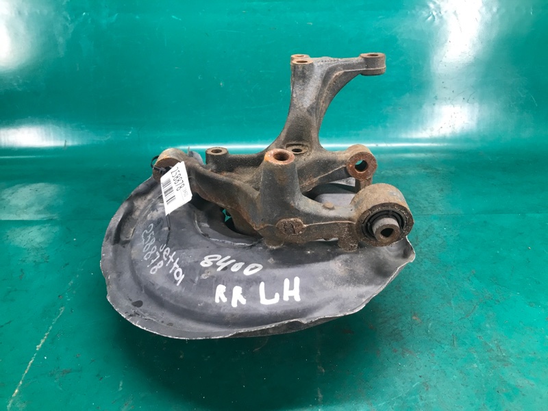 Цапфа левая JETTA USA 10-17 2015 Седан 2.0