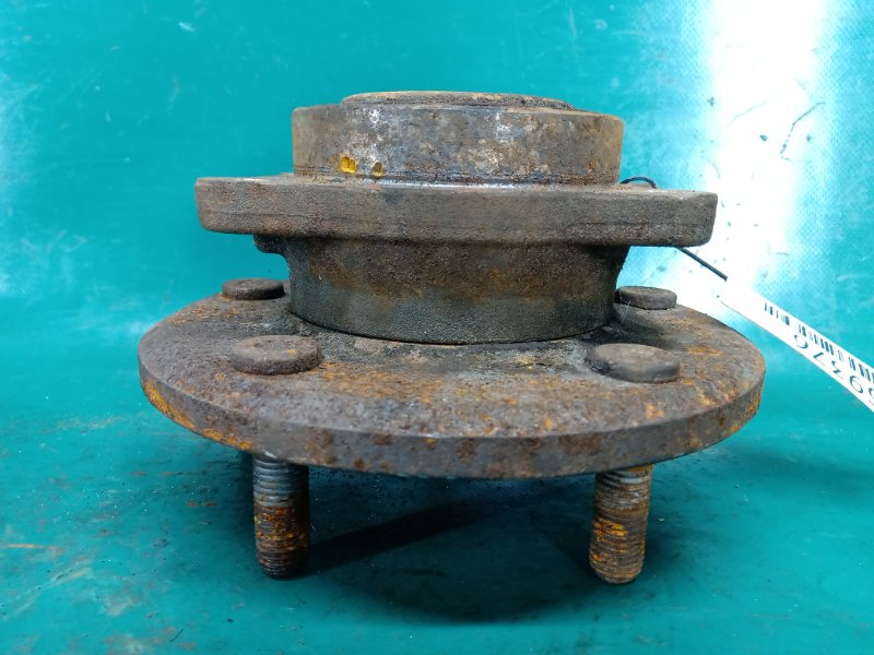 Ступица передняя JOURNEY 08-20 Внедорожник 3.6