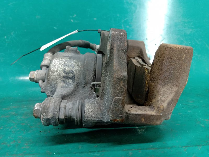 Суппорт тормозной передний правый FIESTA 08-17 Хэтчбек 1.6