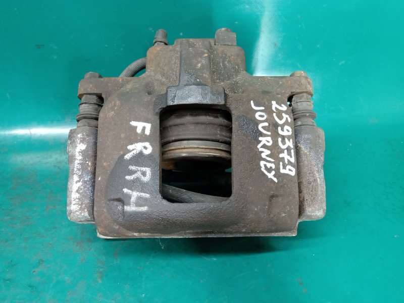 Суппорт тормозной передний правый DODGE JOURNEY 08-20 Внедорожник 3.6 68003 707AA Б/У