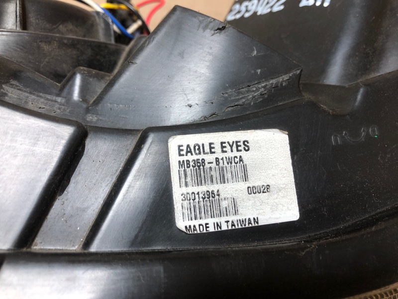 Фара левая MITSUBISHI LANCER X 10 07-15 Седан 2.0 4B11