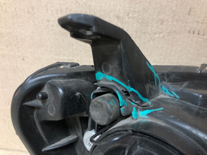 Фара левая LANCER X 10 07-15 2010 Седан 2.0 4B11