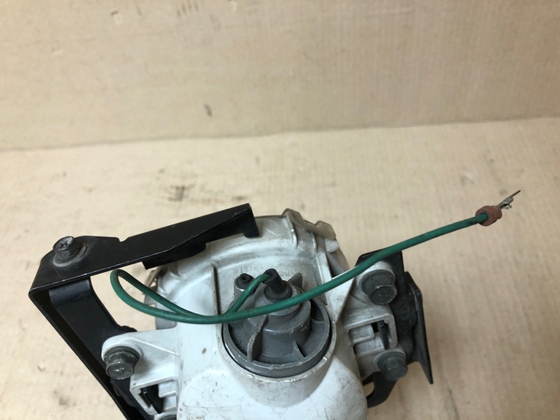 Противотуманная фара правая OUTLANDER XL 05-13