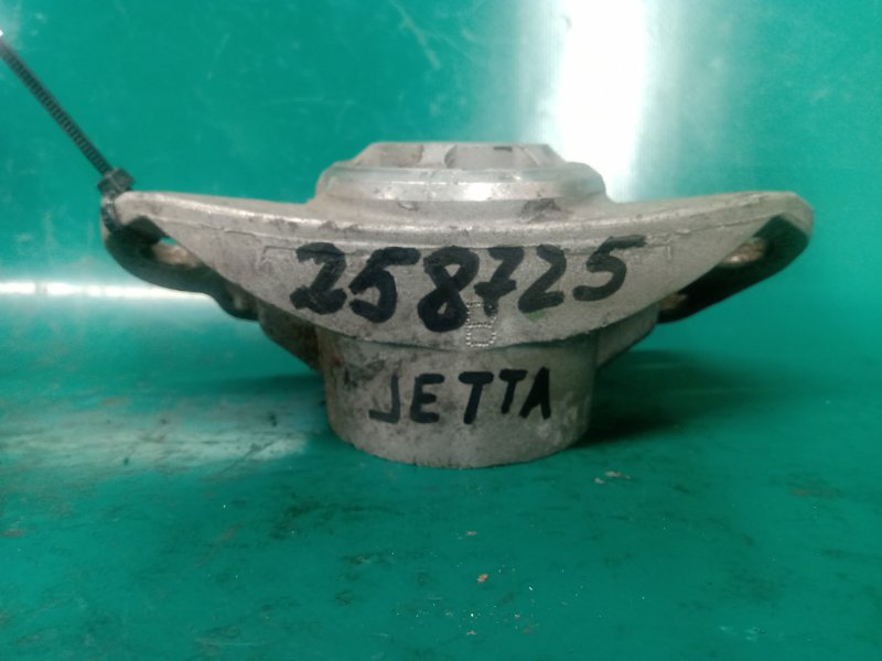 Опора амортизатора задняя VOLKSWAGEN JETTA USA 10-17 CBTA 2.5L Опора амортизатора задняя VOLKSWAGEN JETTA USA 10-17 CBTA 2.5L