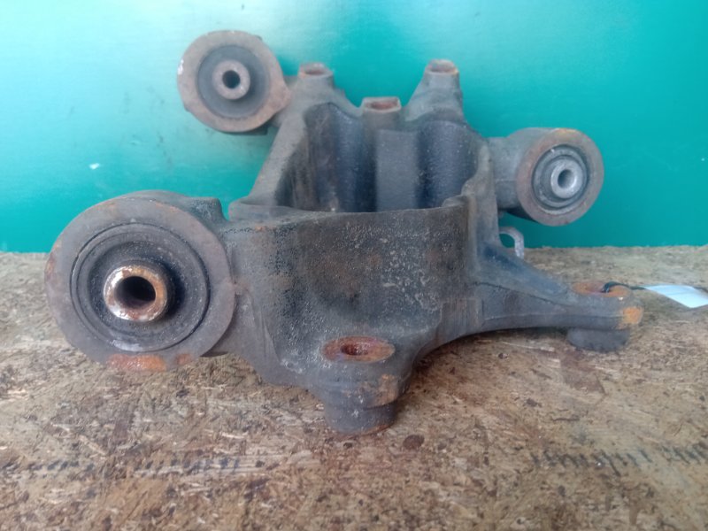 Цапфа правая JOURNEY 08-20 2012 Внедорожник 3.6 ERB