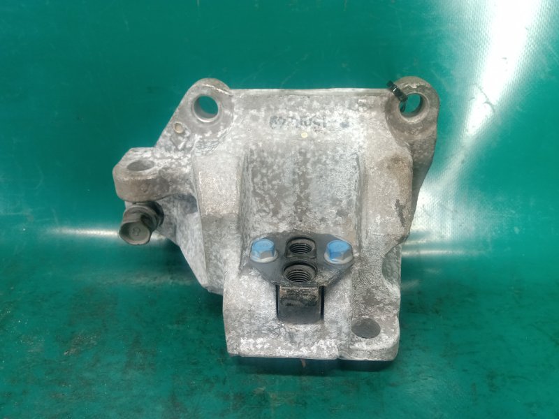 Кронштейн КПП левый KIA SOUL PS 13-19 2016 PS 2.0 G4NC 45211-26760 Б/У