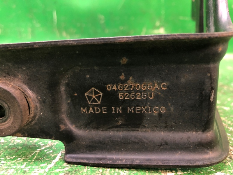 Кронштейн JOURNEY 08-20 2012 Внедорожник 3.6 ERB