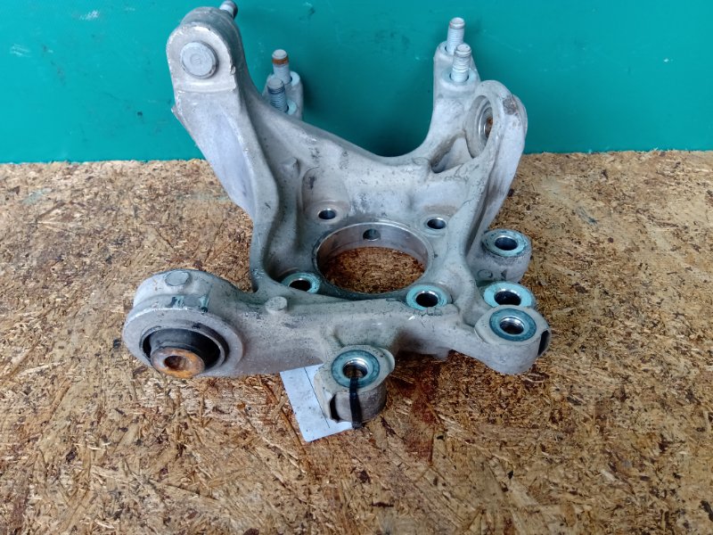 Цапфа правая RDX 06-12 2007 Внедорожник 2.3 Цапфа правая RDX 06-12 2007 Внедорожник 2.3