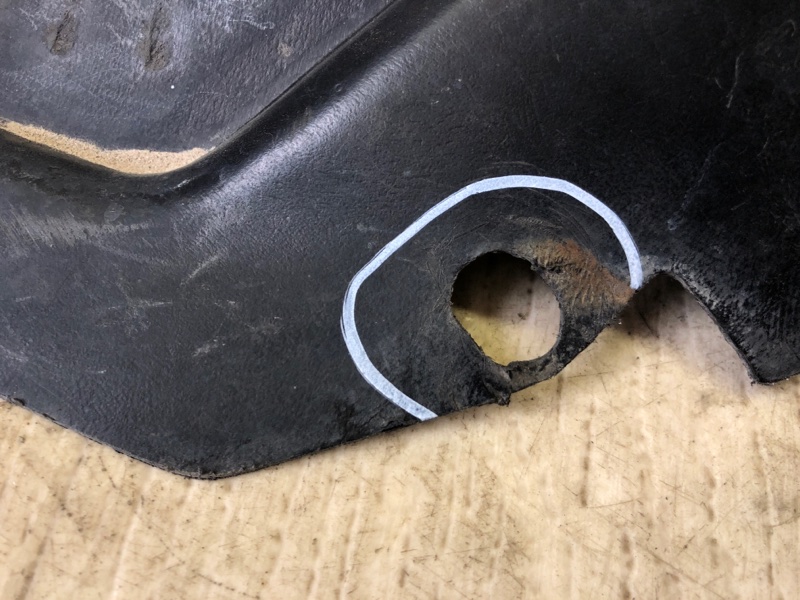 Подкрылок передний правый JOURNEY 08-20