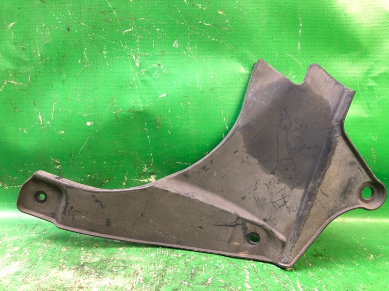 Пыльник крыла передний левый TOYOTA CAMRY 40 06-11