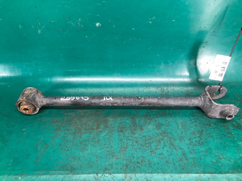 Рычаг задней подвески поперечный нижний TLX 14-17 2016 Седан 2.4L 4