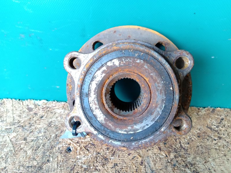 Ступица передняя левая VOLKSWAGEN JETTA USA 10-17 2011 CBTA 2.5L 5K0 498 621 Б/У