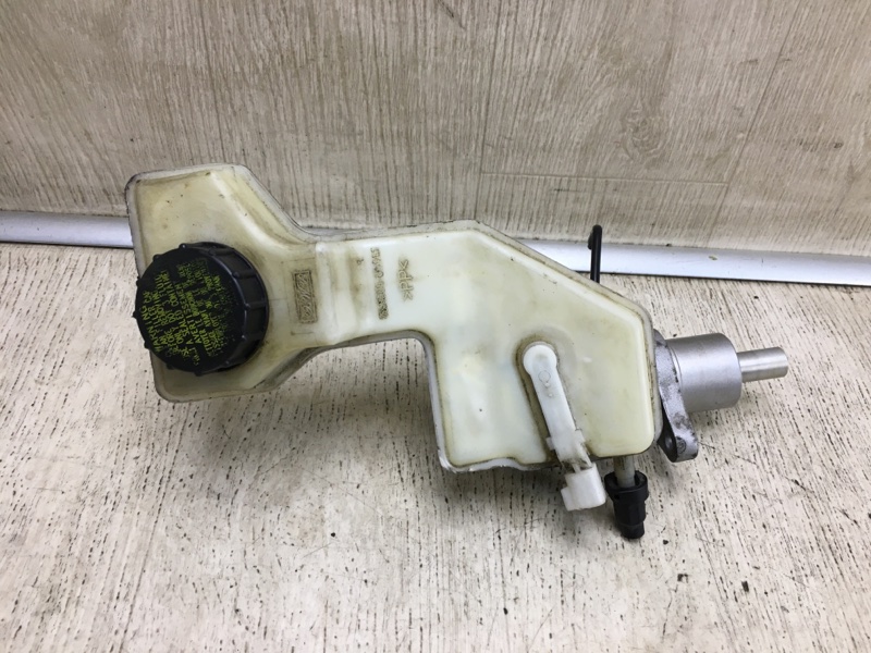 Главный тормозной цилиндр 3 BK 03-08 2004 Седан 2.3