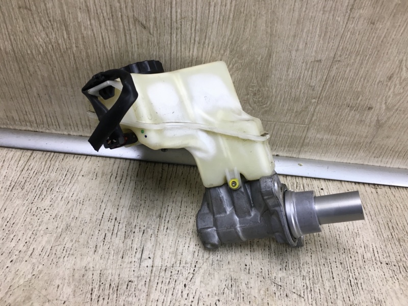 Главный тормозной цилиндр ALTIMA L33 12-18