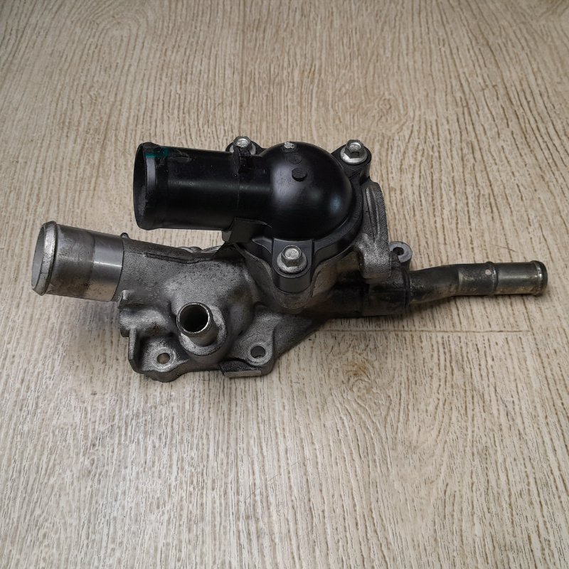 Запчасть корпус термостата MAZDA 6 GJ 12- 2015 GJ 2.5 PYY1 PE02-15-17Z Б/У Корпус термостата MAZDA 6 GJ 12- 2015 GJ 2.5 PYY1 PE02-15-17Z Б/У