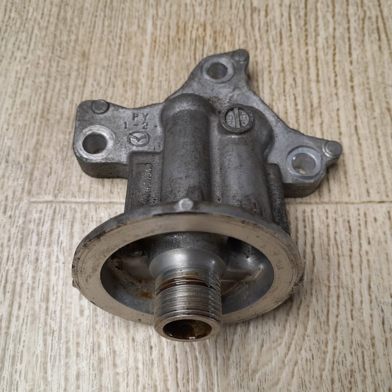 Кронштейн масляного фильтра MAZDA 6 GJ 12- 2015 GJ 2.5 PYY1 PY01-14-311A Б/У