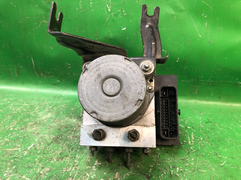 Блок ABS NV200 USA 13- 2017 M20X 2.0 MR20DE