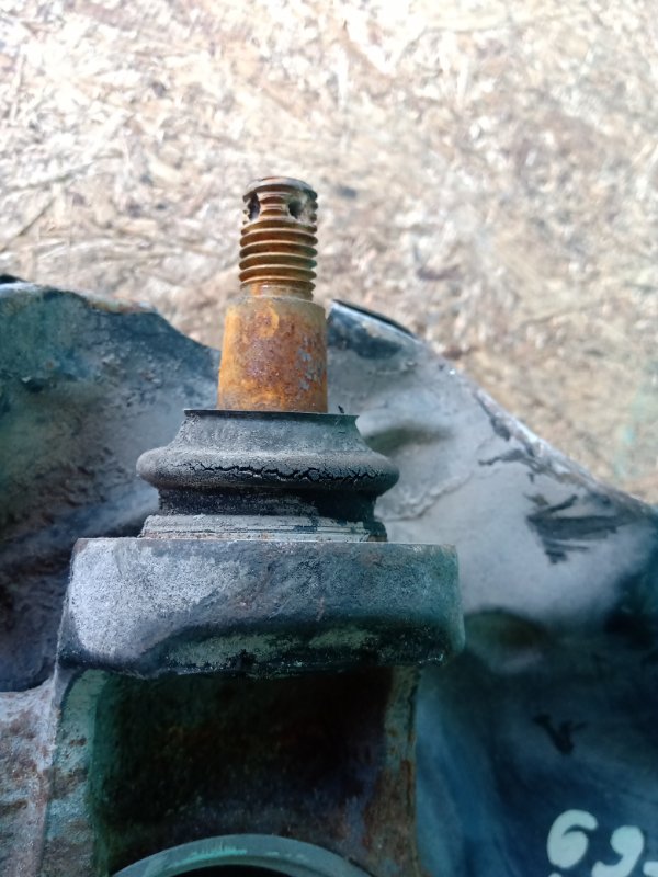 Кулак поворотный левый TLX 14-17 2016 Седан 2.4L 4