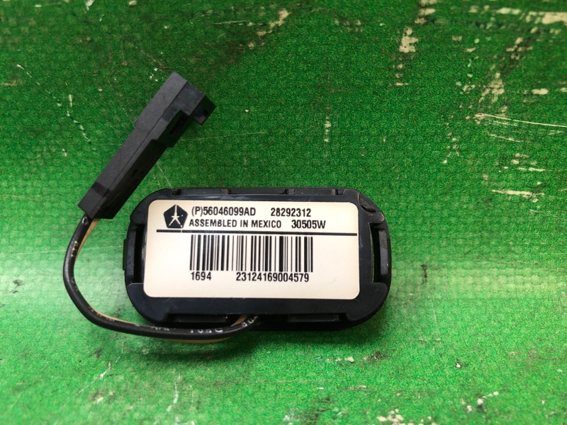 Кнопки на руль левые JEEP COMPASS 06-16